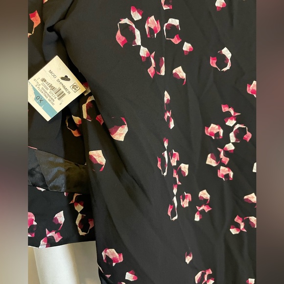 NWT Alfani Black w Pink Abstract Poncho Flowly Top w Satin Stripe Size 0X - Picture 12 of 12